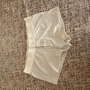 Brandy Melville boyshort Heathered grey and white